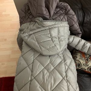 Andrew Marc NY puff jacket w/ hoodie Lt.Plum M